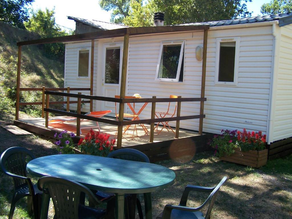 ホテル Moulin De La Roque アルテン＝デ＝パリュ 部屋 写真
