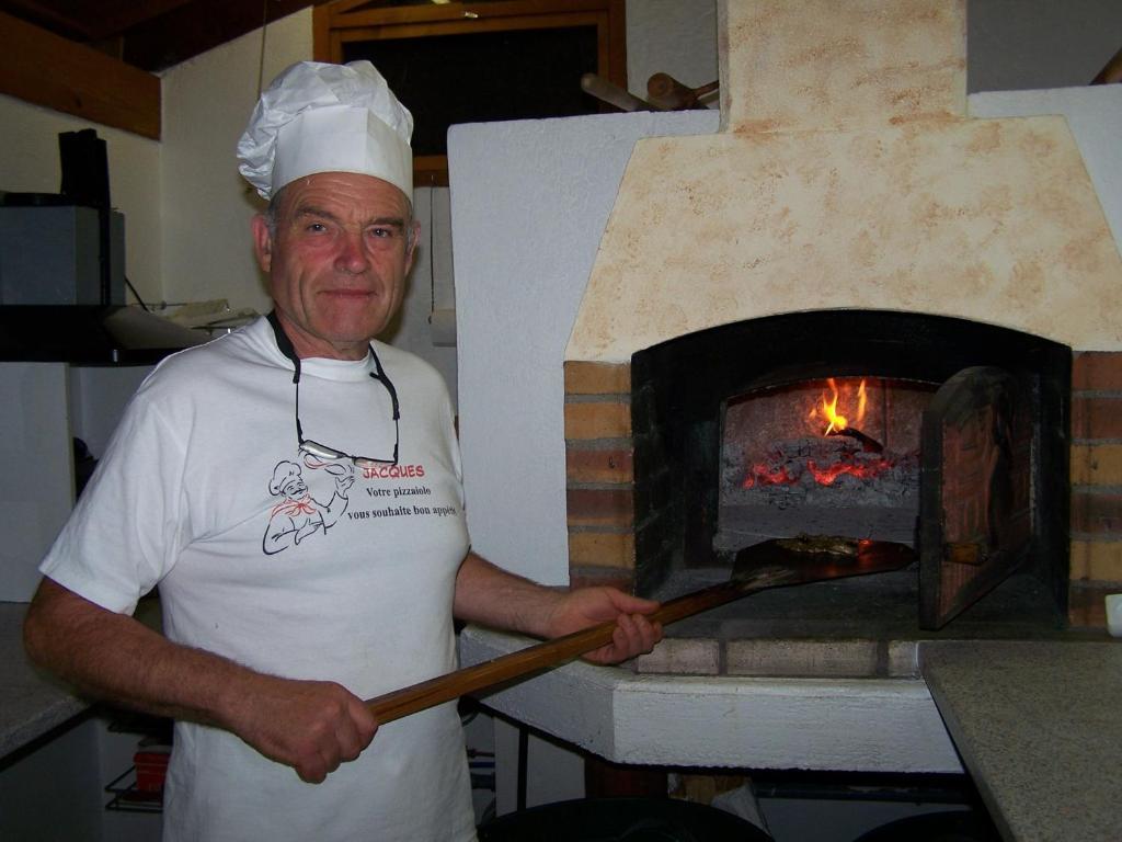 ホテル Moulin De La Roque アルテン＝デ＝パリュ エクステリア 写真